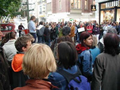 demooktober.jpg (19913 Byte)